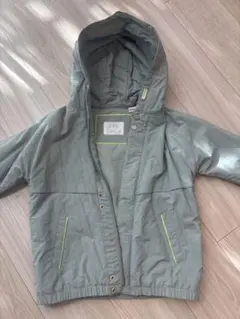 フード付きブルーグレージャケット