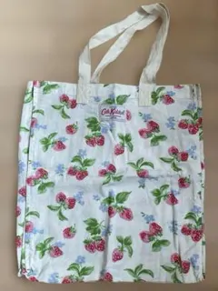 Cath Kidston ストロベリー柄 トートバッグのサムネイル