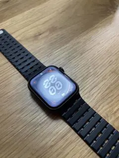 Apple Watch Nikeモデル（Series 7・45mm）