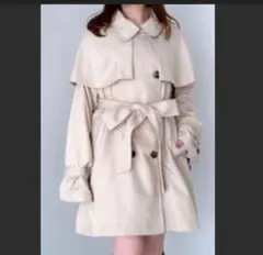 に*ち様 ケープ付きトレンチコート (Olive des Olive)