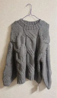 新品未使用品タグ付き　グレイル　ローゲージケーブルニットトップスmb1579