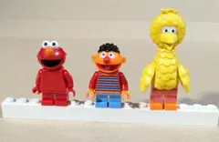 LEGO 正規品 ミニフィグ セサミストリート ビッグバード エルモ アーニーのサムネイル