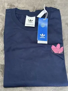 adidas ネイビー 長袖Tシャツ 恐竜デザインのサムネイル