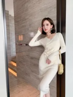 デート　パール　ニット ワンピース パーティドレス ベージュ M お呼ばれ　韓国