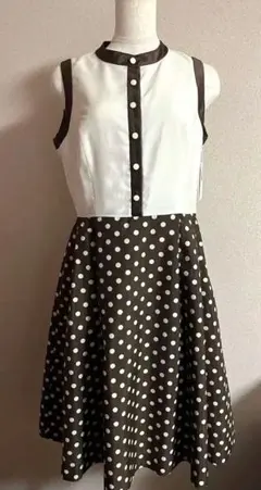 Kitamura キタムラ ドット柄 ノースリーブ ワンピース　タグ付き未着用のサムネイル