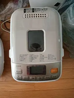 ジャンク品　シロカ　ホームベーカリー　SHB-712　本体