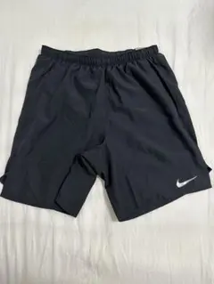 新品未使用　ナイキ Dri-FIT ランニングショーツ ブラック Sのサムネイル