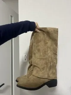 ベージュ スエード ロングブーツ ヒール7cm