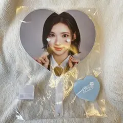 【匿名即日配送】HEARTS2HEARTS ジウ Jiwoo ペンミ うちわ