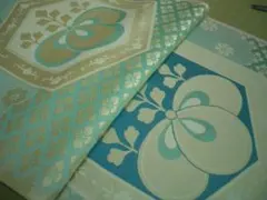 未使用正絹はぎれ淡いグリーン桐の花・菱花　190㎝　着物ハンドメイド材料夜具地