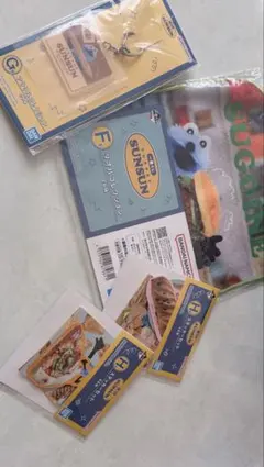 パペットスンスン一番くじ(タオルハンカチ・アクリルキーホルダー・ステッカー2種)