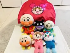 【中古】アンパンマン ぬいぐるみ セット　あかちゃんまんマントつき