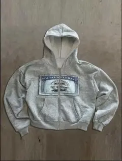 ジップパーカー