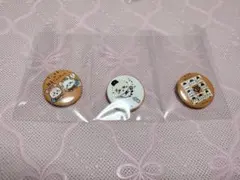③ ちいかわ　読売ジャイアンツ　巨人　うさぎ　シーサー　カニちゃん　ハチワレ