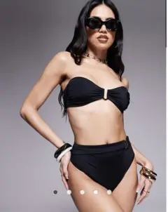 【上下新品】海外ガールっぽく！ブラックにゴールド　水着