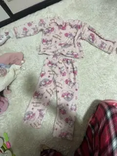 マイメロ クロミ フリースパジャマ 長袖　モコモコ　110cm サンリオ