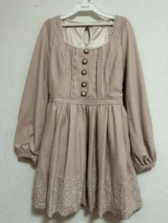 リズリサ　刺繍 ワンピース　ピンク　新品　平成女子　クリスマス