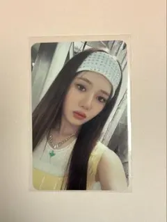 BABYMONSTER　dripポップアップ　トレカホルダー　ローラ　トレカ