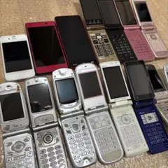 あ*ん様 ガラケー まとめ売り 23台セット 未確認　現状品　ジャンク　着払い6 ガラケー まとめ売り 23台セット 未確認 現状品 ジャンク 着払い60
