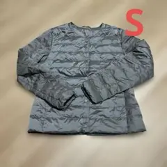 ユニクロ　ウルトラライトダウン　グレー