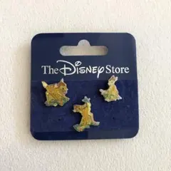 新品 未使用 バンビ ピンバッジ ディズニーストア