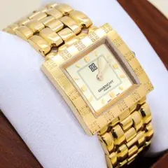 42 稼動 GIVENCHY 時計　メンズ　レディース　スクエア　ゴールド　ロゴ 42 稼動 GIVENCHY 時計 メンズ レディース スクエア ゴールド ロゴ
