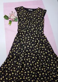 t..co様専用です！【NOELA】ノエラ　ロングワンピース　フレア　黄花柄