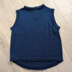 マオメイド　ダークブルー　 ニットハイネックベストのサムネイル
