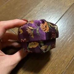 紫色 花柄刺繍 六角形 小物入れ 布香合