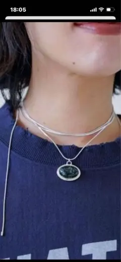 [eL+1) Stone Long Necklace