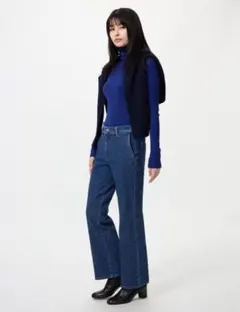 スリムフレアトラウザージーンズ　丈短め