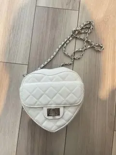 キルティングチェーンハート型バッグ　tr542