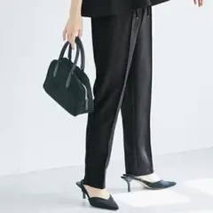 【タグ付き】coca フロッキーテーパードパンツ レディース　Mサイズ