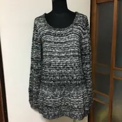 セーター　アースミュージックのサムネイル