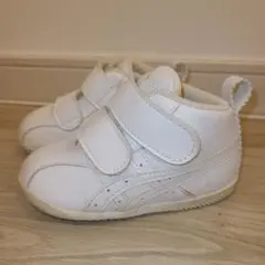 【美品】ASICS 13㎝ suku2 ホワイト ファーストシューズ　アミュレ