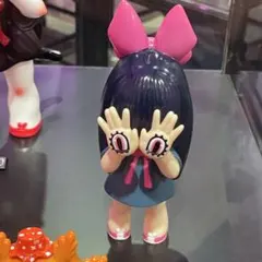 新品】GRAPE BRAIN 手の目少女 にぎるちゃん 1stカラー ソフビ - メルカリ
