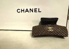 CHANEL ヘアクリップ