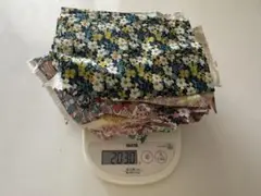 LIBERTYはぎれ　約200g