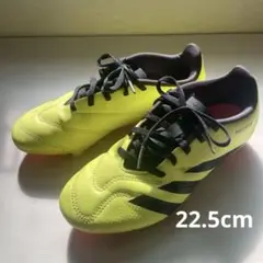 アディダス（adidas）ジュニアサッカースパイク プレデター　22.5cm