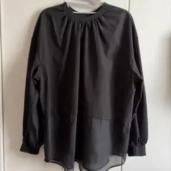 未使用品＊ アーバンリサーチ ブラウス 黒のサムネイル