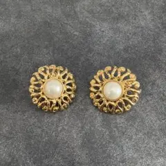 ヴィンテージ　ゴールド フラワーデザイン クリップ式イヤリング