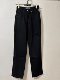 Item thumbnail for item 7a448346-f9dc-45d4-bd50-fe2f84e2e41a