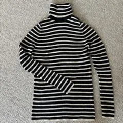 ユニクロ　エクストラファインメリノリブタートルネックセーター　XL