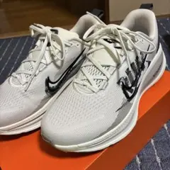 き様専用 Nike Vomero18 26cm 白 ボメロ18 新品未使用 - メルカリ