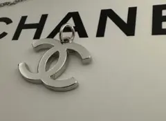シャネル CHANEL ホリデー チャーム　ノベルティ　希少　シルバー