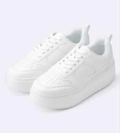 お値下げ♪ 未使用 厚底GU ボリュームソールコートスニーカー ホワイトM