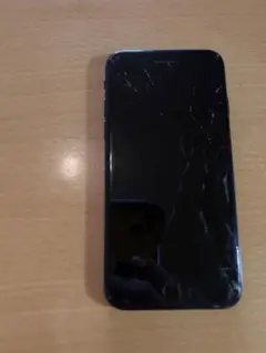 iPhone 7 ブラック 本体 画面ひびあり