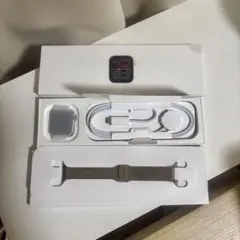 【未使用】Apple Watch SE3 40mm スターライト