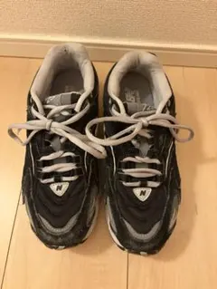 New Balance 725 スニーカー 23.0cm ブラック/グレー