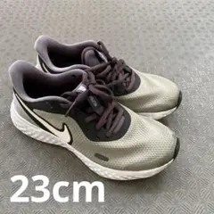 Nike ランニングシューズ グレー/ブラック